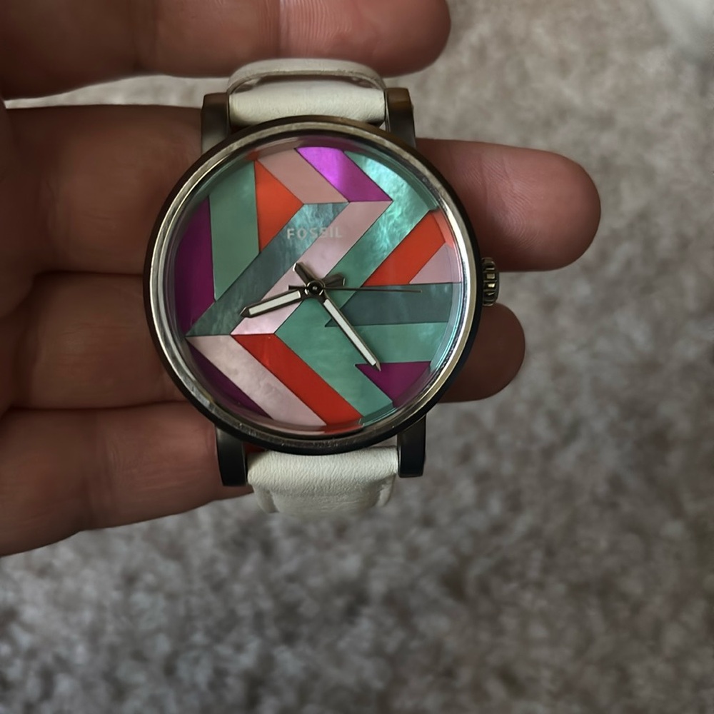 Colorful fossil watch. NEEDS BATTERIES